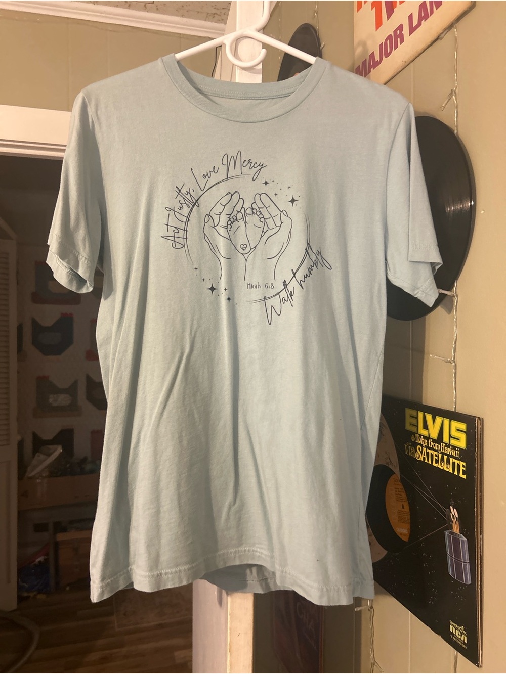 Light Blue Graphic Crewneck T-Shirt - Unbranded